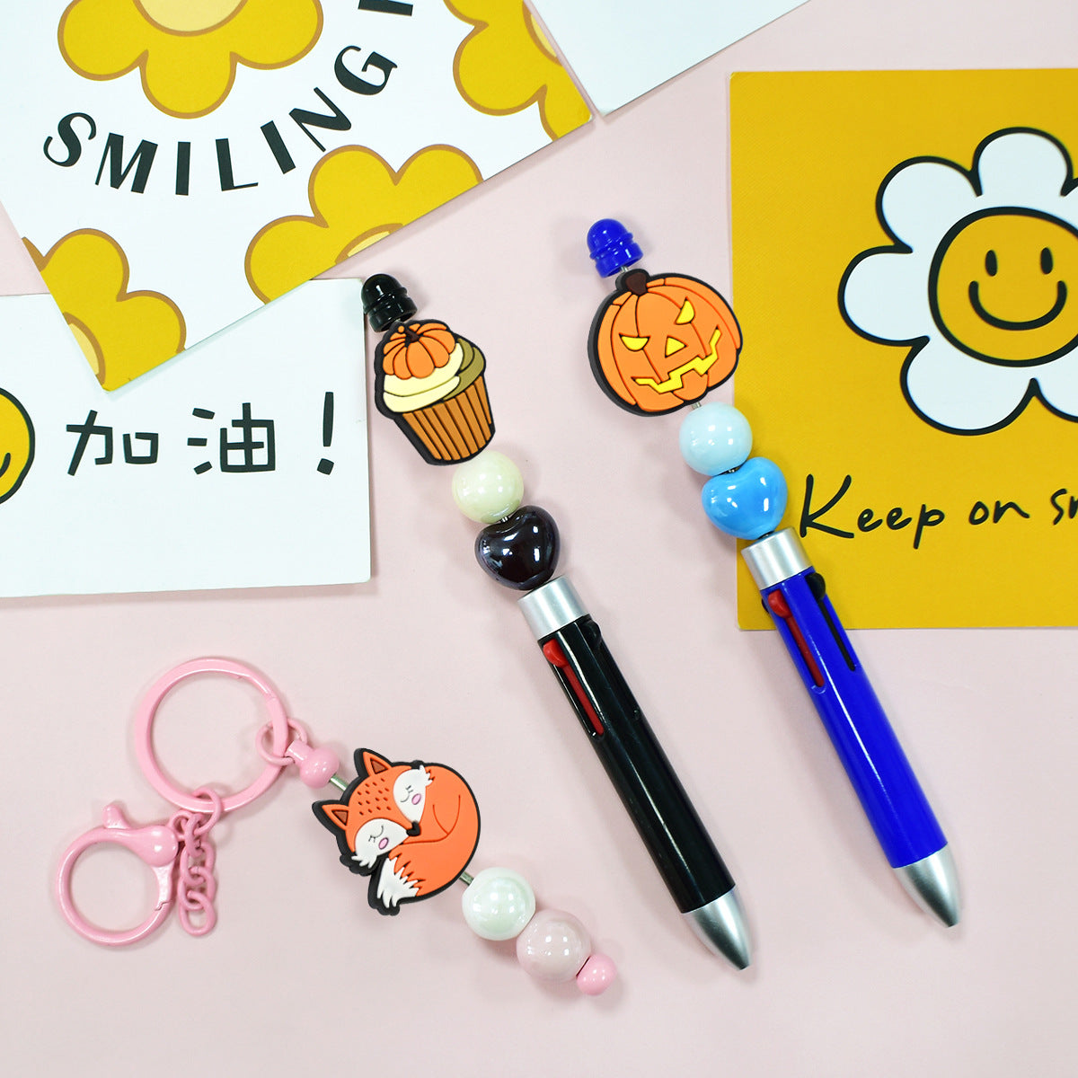 Wholesale    Random 100pcs  Thanksgiving series beads loose beads